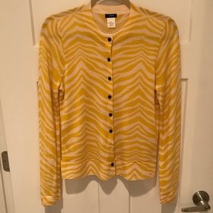 Cute Yellow Sweater for Spring. Light weight.